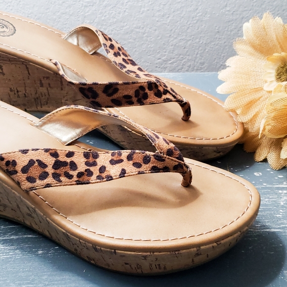 Wedges - Picture 2 of 5